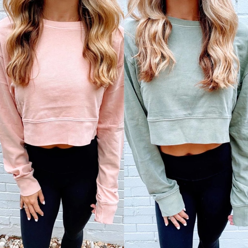 'Day Off' Cropped Crewneck